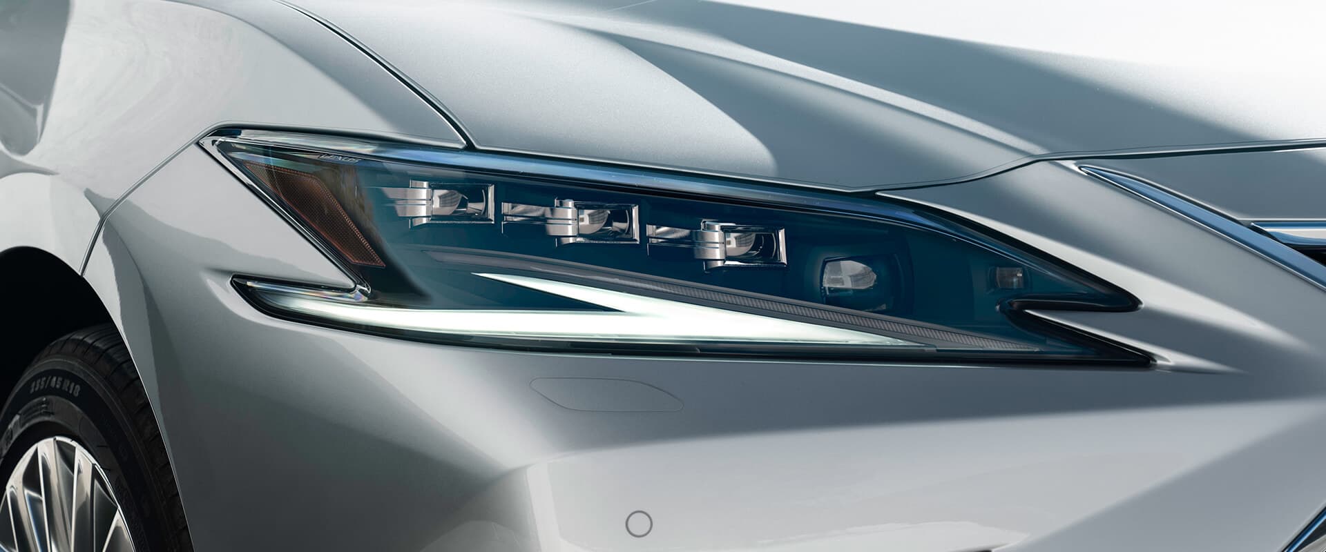 Lexus ES Exterior Gallery Images