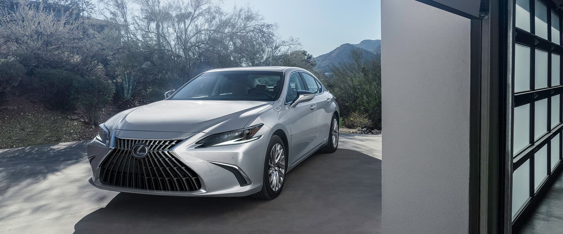 Lexus ES Exterior Gallery Images
