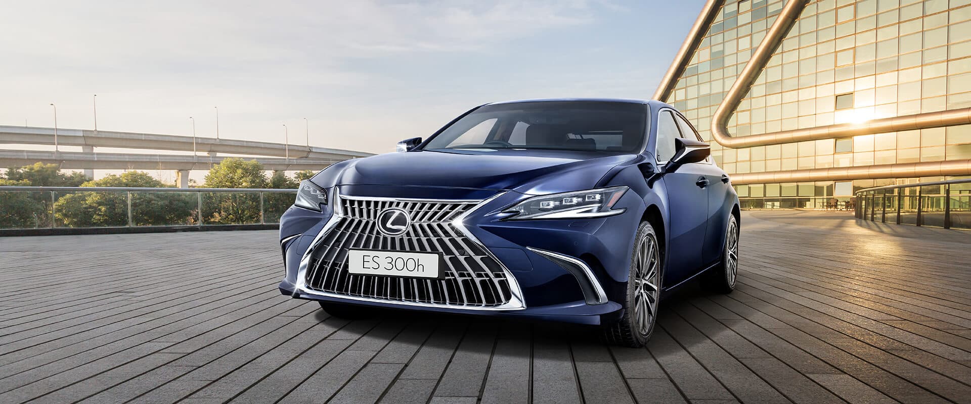 Lexus ES Exterior Gallery Images