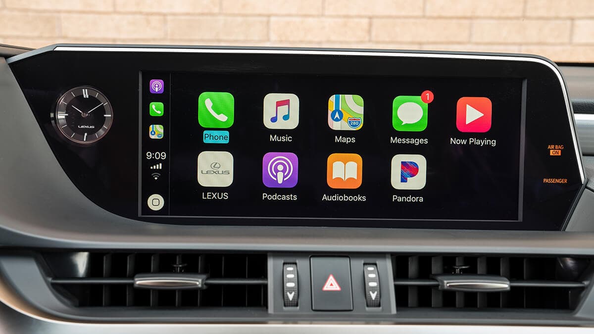 Smartphone Connectivity (Apple Carplay & Android Auto)