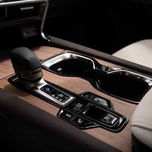 http://Lexus%20RX%20350h%20Luxury%20Interior%20Gallery%20Thumbnail%20Images